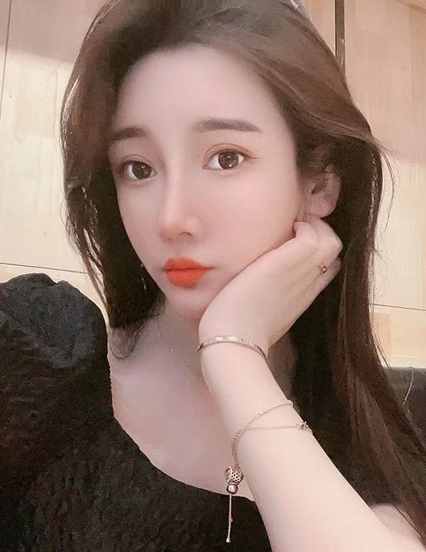 迪拜外围女经纪人